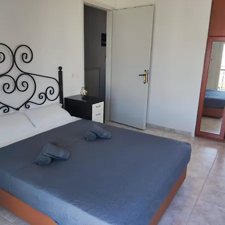 Apartament Nagia's Summer Polychrono