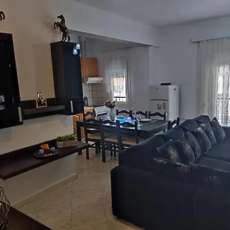 Nagia's Summer Apartament *