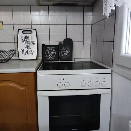 Apartament Nagia's Summer Polychrono
